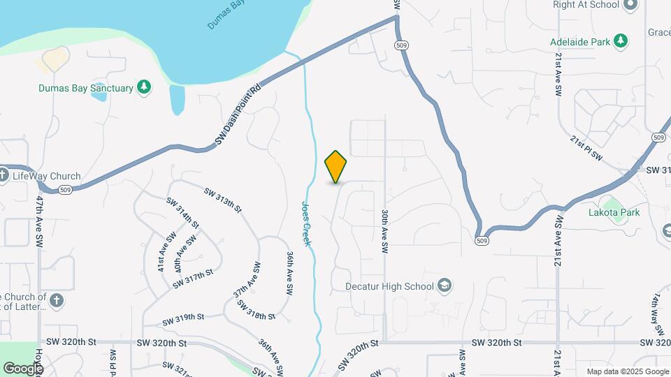 Madera West Condominiums Map and Location Details