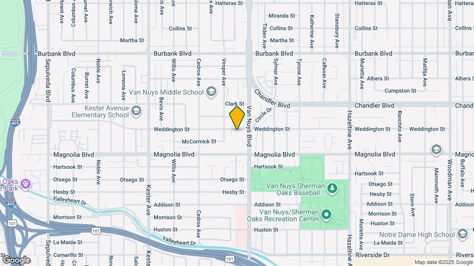 14526 Weddington St Map and Location Details