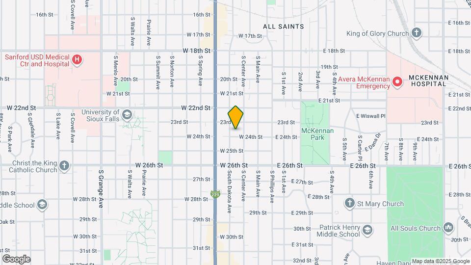 318 W 24th St Map and Location Details