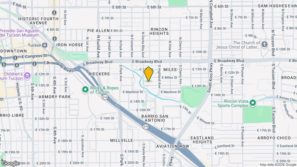 1221 E 13th St Map and Location Details