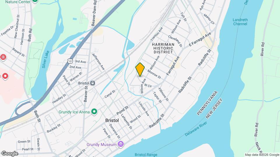 319 W Cir Map and Location Details