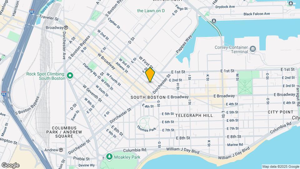 324 W 3rd St Mapa y Detalles de la Ubicación