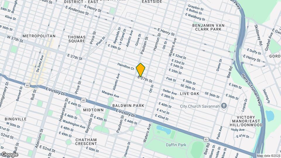 821 E 37th St Mapa y Detalles de la Ubicación