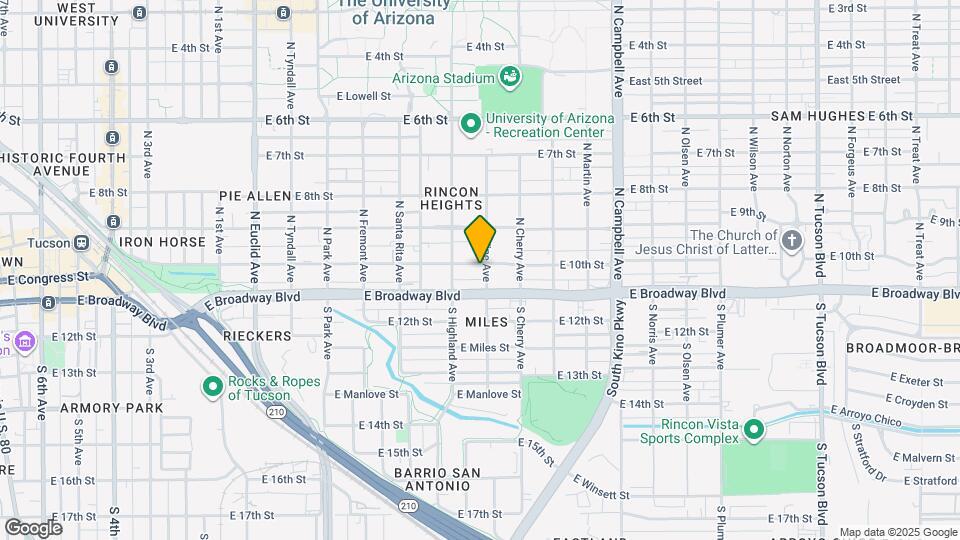 1442 E 10th St Map and Location Details