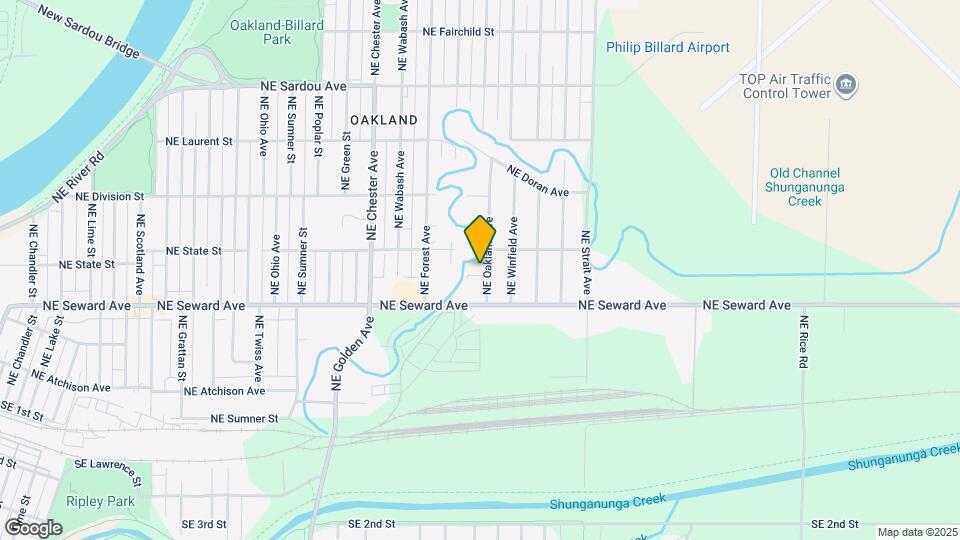 2718 NE B St Map and Location Details