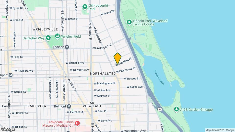 629 W Stratford Pl, Unit M03B Map and Location Details