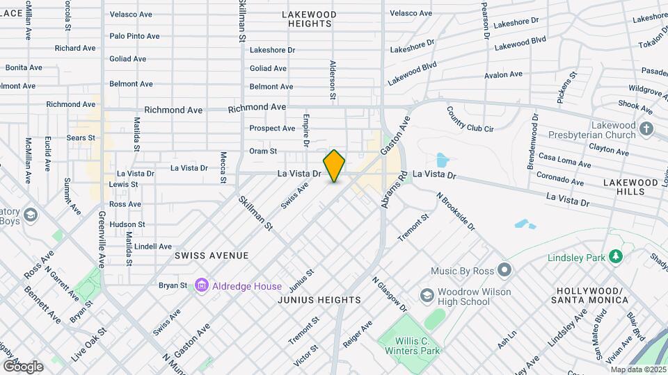 UPPER E APARTMENTS Mapa y Detalles de la Ubicación