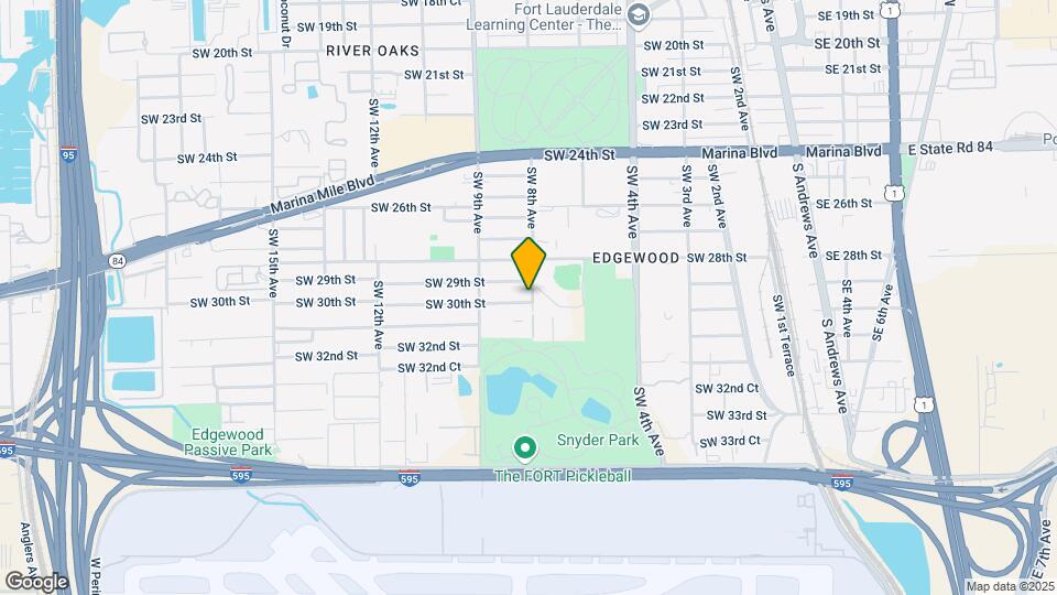 805 SW 30th St Map and Location Details