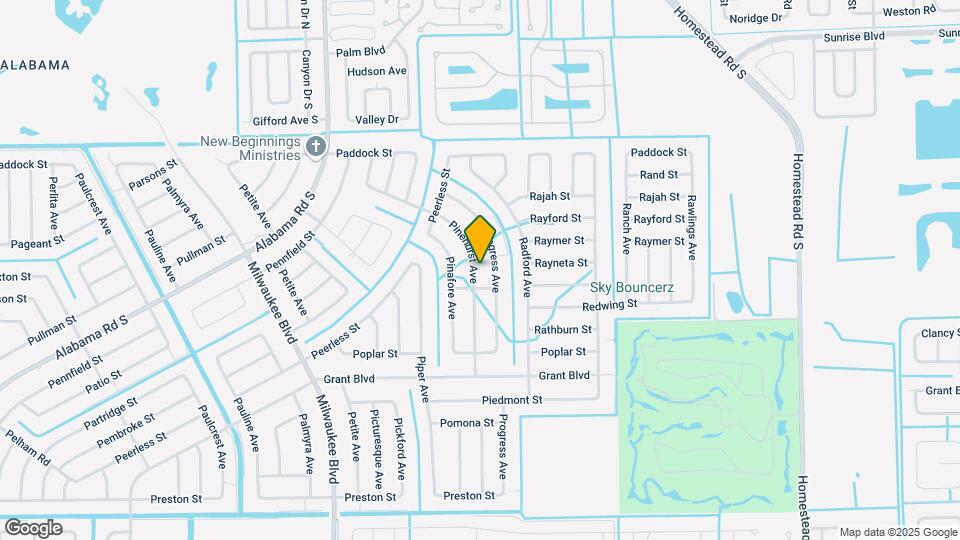 347 Pinehurst Ave Map and Location Details