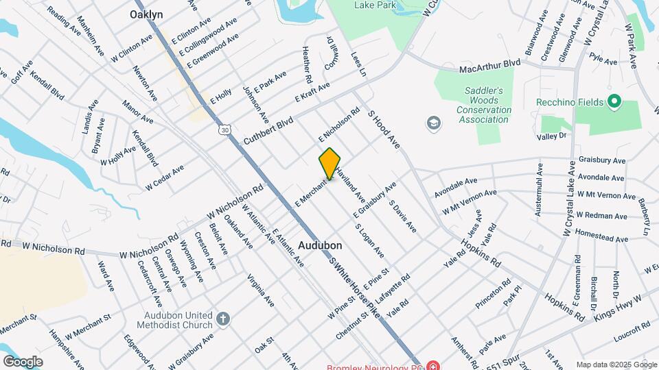 107 S Logan Ave Mapa y Detalles de la Ubicación