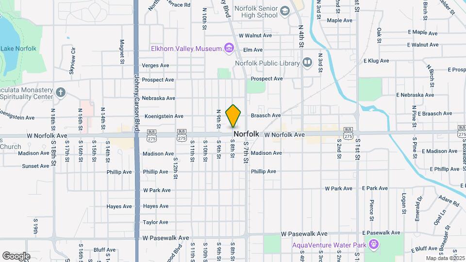 107 N 8th St Mapa y Detalles de la Ubicación