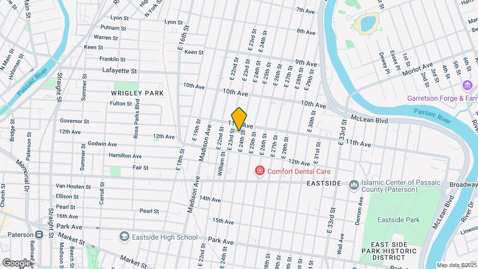 552 E 24th St Map and Location Details