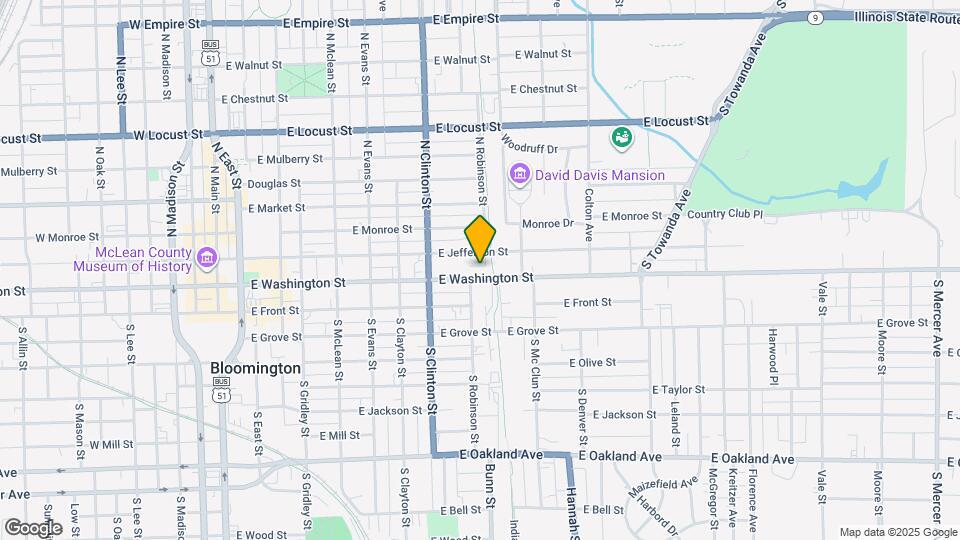 824 E Washington St Map and Location Details