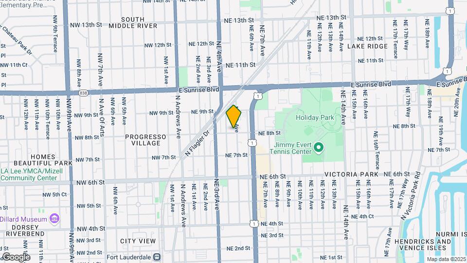 425-431 NE 8th St Mapa y Detalles de la Ubicación