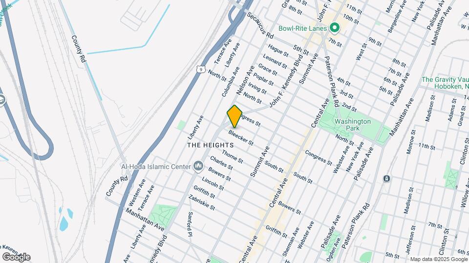 114 Bleecker St Map and Location Details