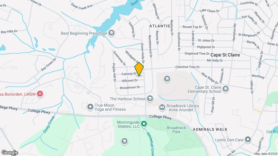 724 Hillcrest Dr Map and Location Details