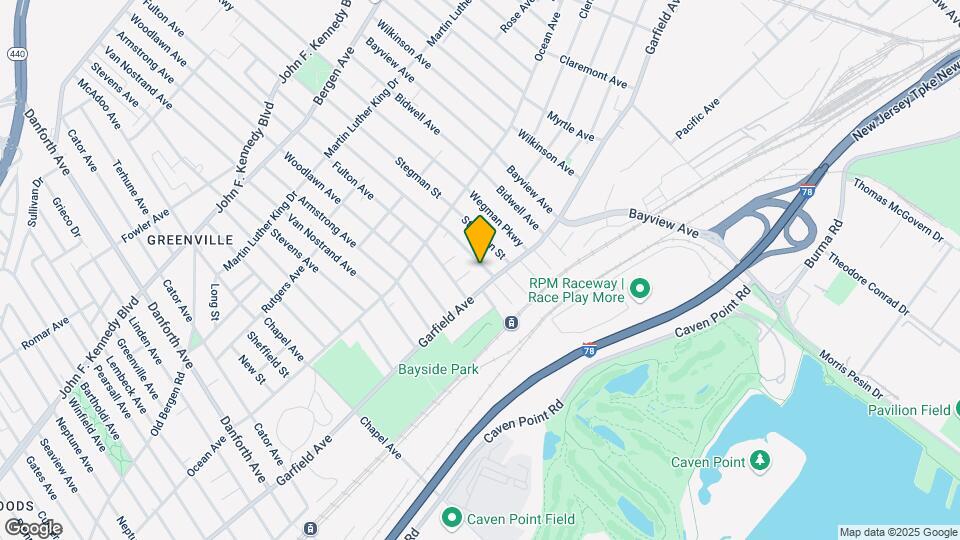 11 Dwight St, Unit 1 Map and Location Details