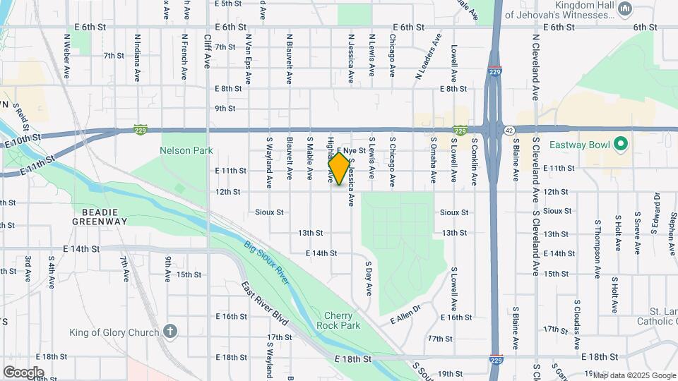 Charming 2 Bedroom 2 Bathroom Centrally Lo Map and Location Details