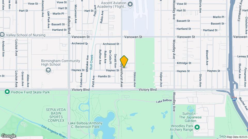 6540 Hayvenhurst Ave Map and Location Details