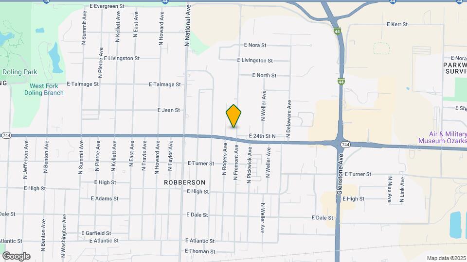 2417 N Fremont Ave Map and Location Details