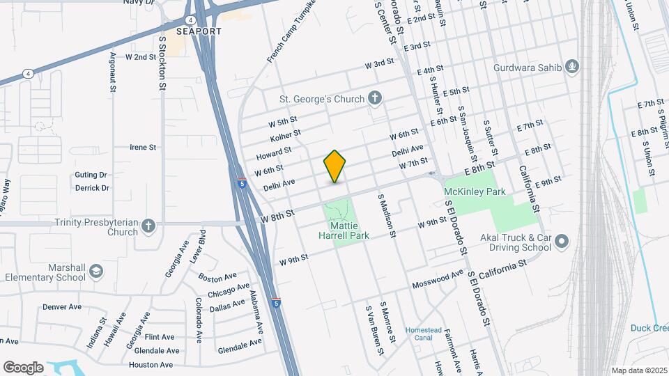 332 W 7th St Map and Location Details