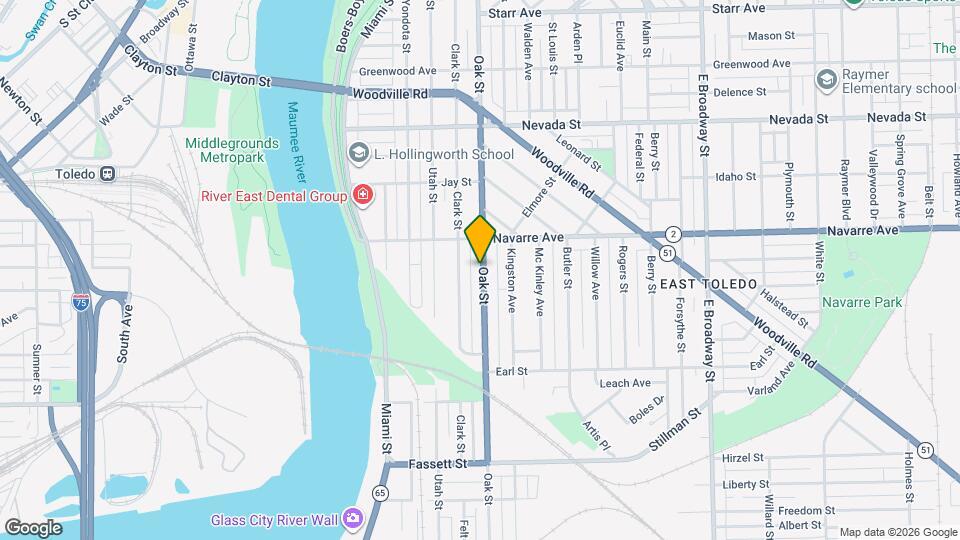 834 Oak St Map and Location Details