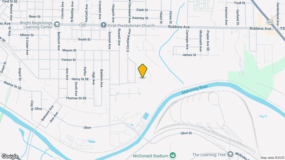 1462 Hillcrest Ave Map and Location Details