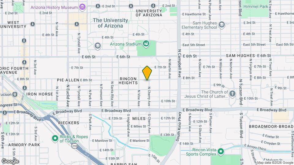 1536 E 8th St Map and Location Details