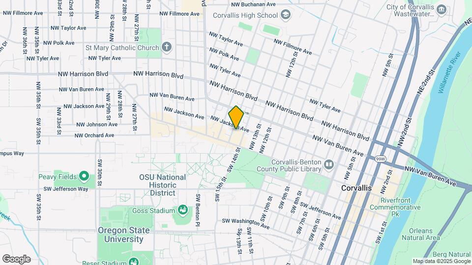 141 NW 15th St Map and Location Details