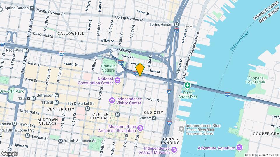 323 Race St Mapa y Detalles de la Ubicación