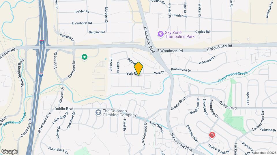6733 Hampton Dr Map and Location Details