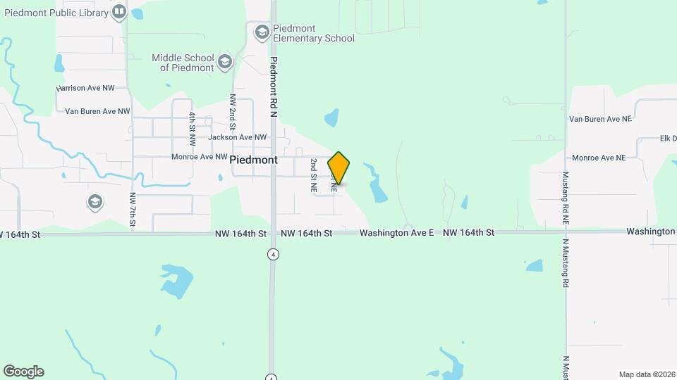 204 3rd St NE Map and Location Details