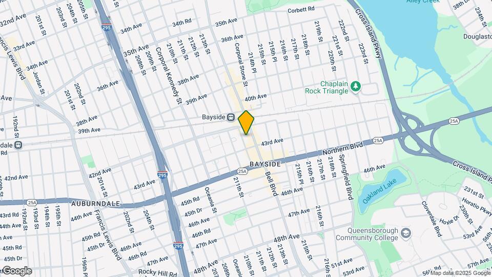 42-25 213th St Mapa y Detalles de la Ubicación