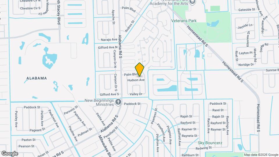 904 Hudson Ave Map and Location Details