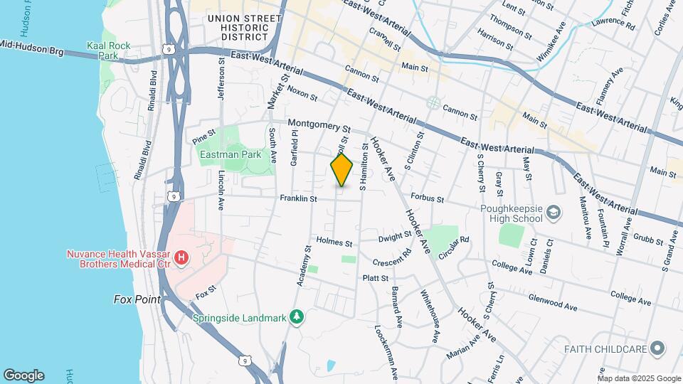 55 Carroll St Map and Location Details