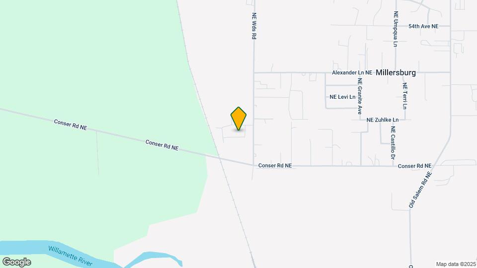 2421 NE Woodland Wy Map and Location Details