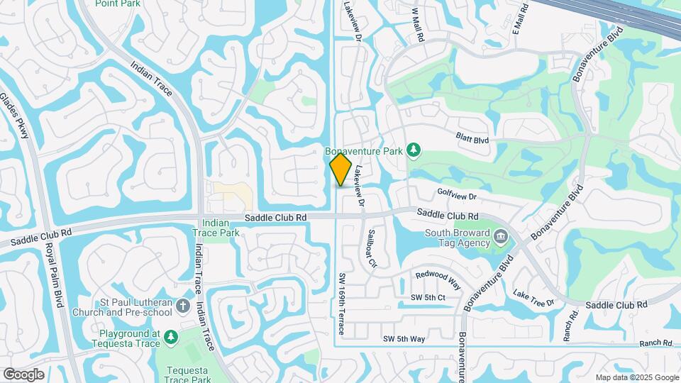 447 Lakeview Dr Map and Location Details