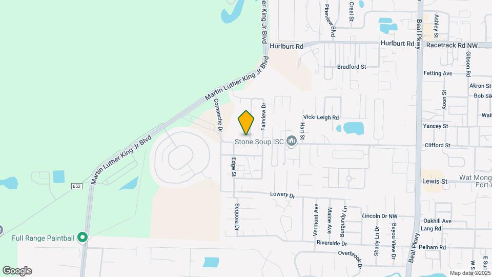 876 Fairview Dr Map and Location Details