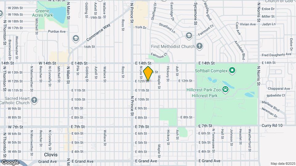 1120 N Oak St Map and Location Details