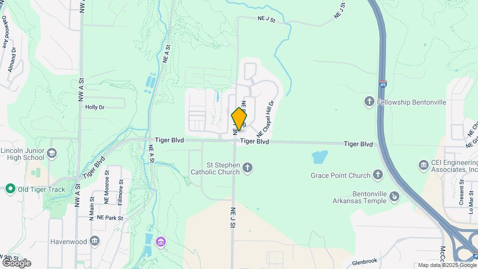1501 NE Greenbrier Ct Map and Location Details