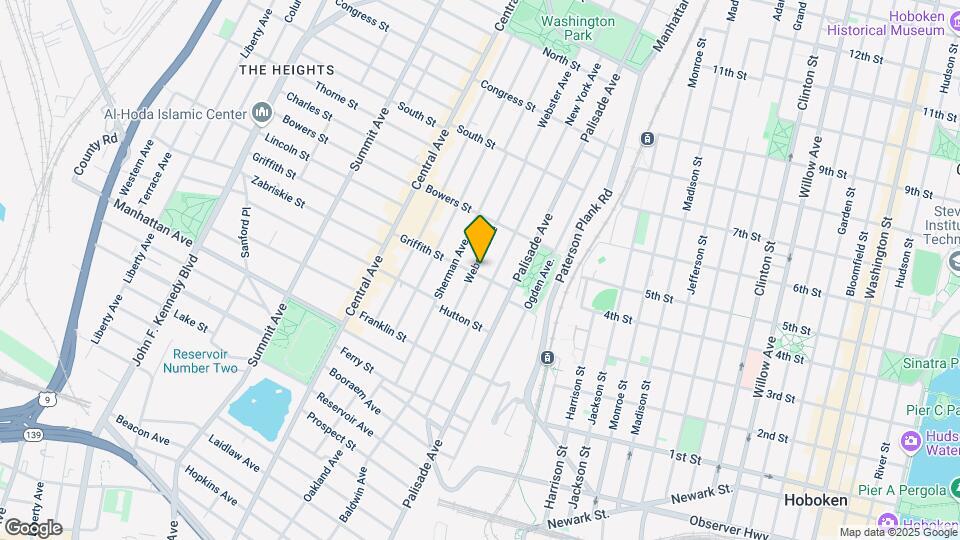 176 Webster Ave Map and Location Details