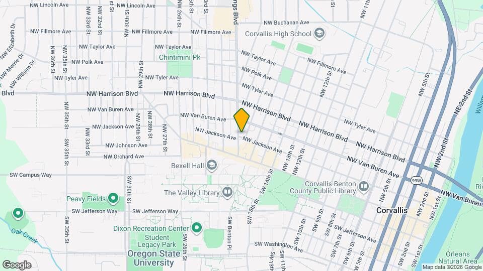 204 NW 17th St Map and Location Details