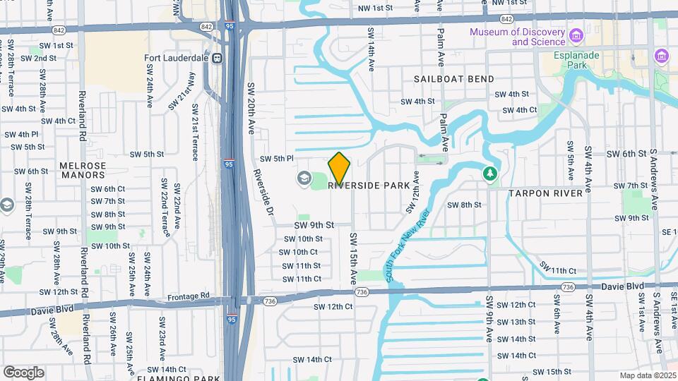 700-704 SW 16th Ave Map and Location Details