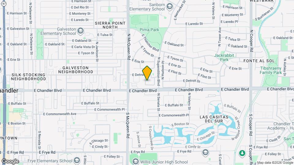 233 N Crosscreek Dr Map and Location Details