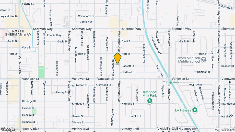 6901 Woodman Ave Map and Location Details
