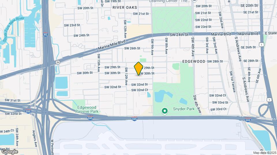 1061 SW 31st St Map and Location Details