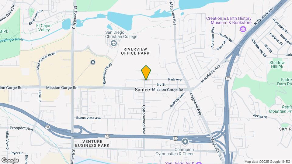 8925 Cottonwood Ave Map and Location Details