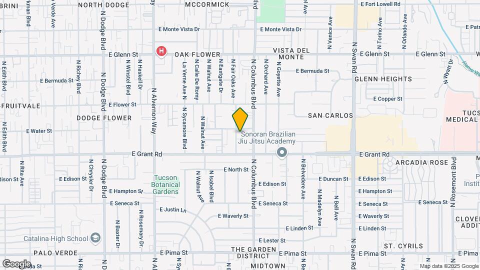 2450-2456 N Fair Oaks Ave Map and Location Details