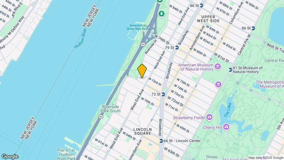 309 W 72nd St Map and Location Details
