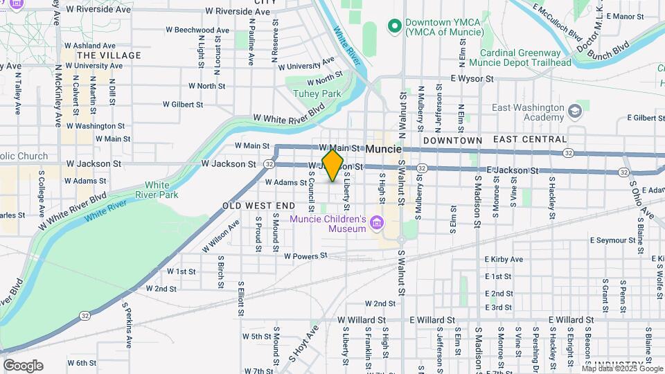 425 W Adams St Map and Location Details